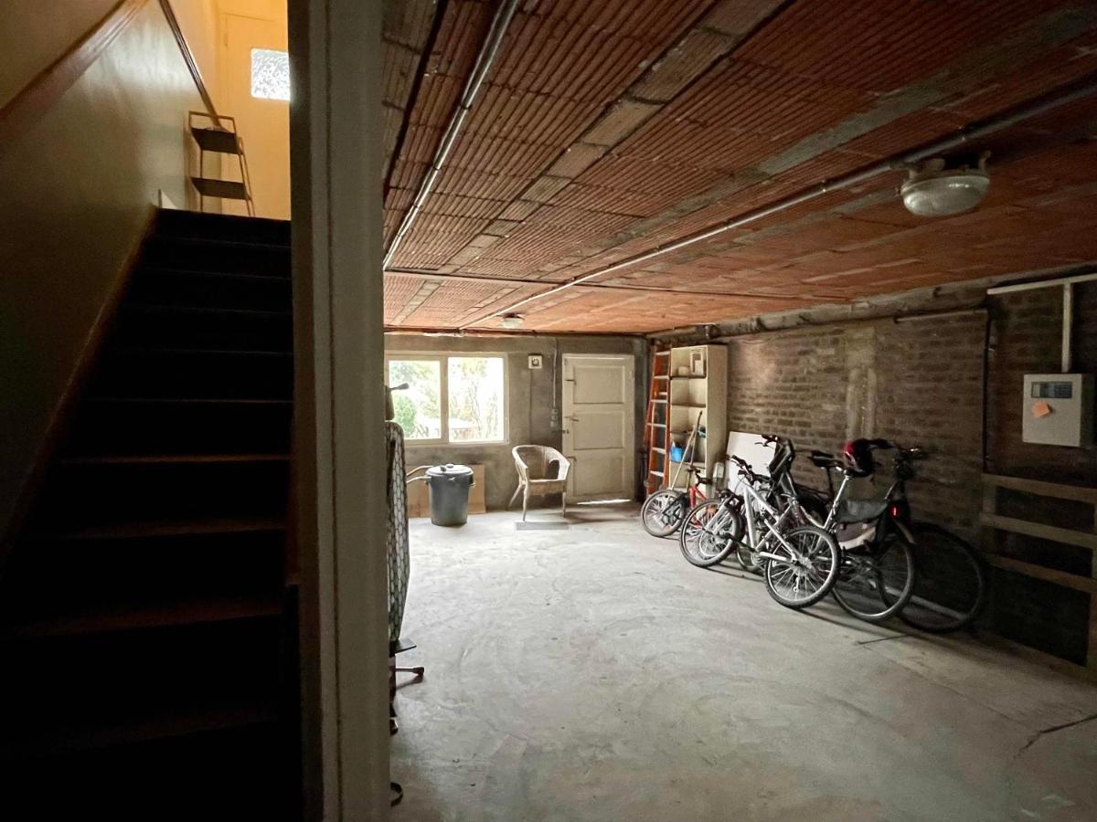 La Chambre Jaune Maison Avec Grande Terrasse Et Garage Prive Villa Lille Luaran gambar